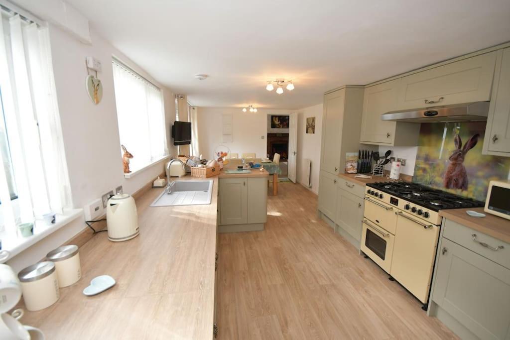 Little Hare Lodge - Spacious 2 Bedroom Attached Bungalow Woodhall Spa Εξωτερικό φωτογραφία